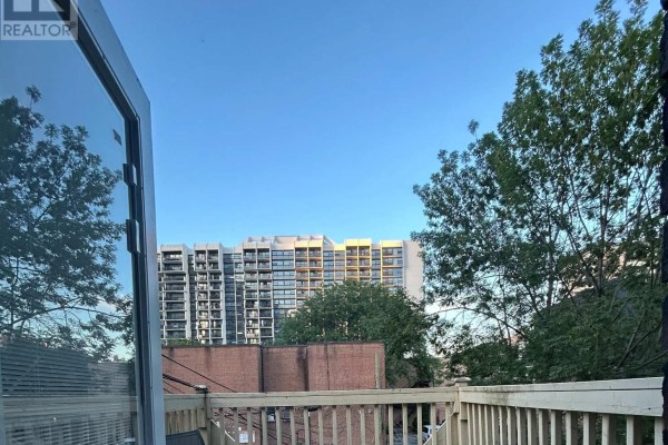 Two-bedroomunit 2nd Floor - 3 Pembroke St Street, Toronto, ON M5A2N6 Photo 2