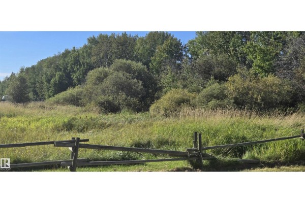Twp Rd 540 & Range Rd 35, Rural Lac Ste  Anne County, AB T0E0A0 Photo 5