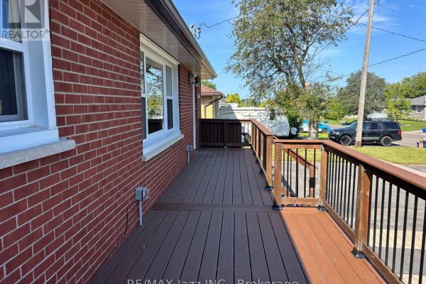 Unit 1 - 751 Phillip Murray Avenue, Oshawa, ON, photo 2