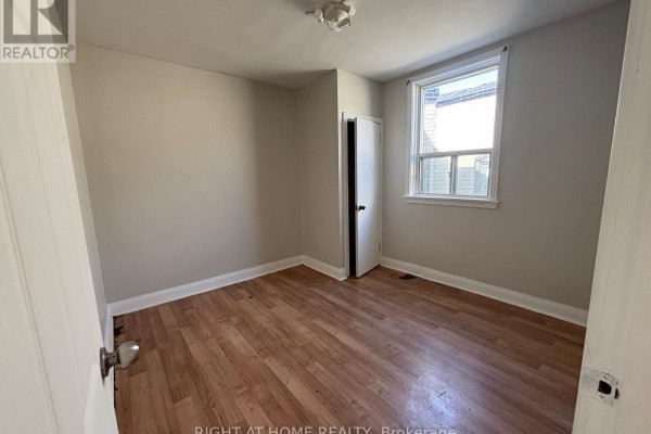 Unit 1 Upper - 503 Oakwood Avenue, Toronto, ON M6E2W9 Photo 4