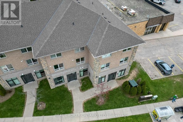 Bedroom 2 - Unit 102 - 904 Paisley Road, Guelph, ON N1K0C6 Photo 2