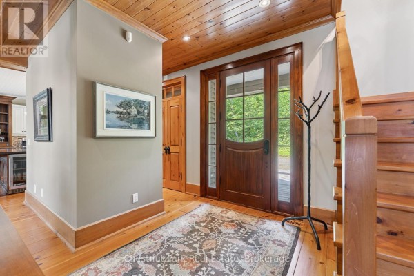 Kitchen - Unit #17 - 4805 Muskoka 169 Road, Muskoka Lakes, ON P0B1H0 Photo 4