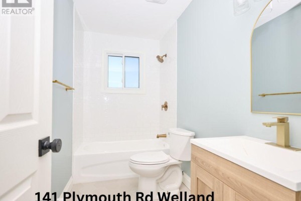 Bedroom 2 - Unit 2 - 141 Plymouth Road, Welland, ON L3B3C8 Photo 5