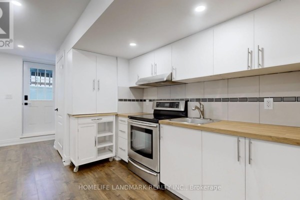 Kitchen - Unit 2 - 1661 Mount Albert Road, East Gwillimbury, ON L0G1V0 Photo 4