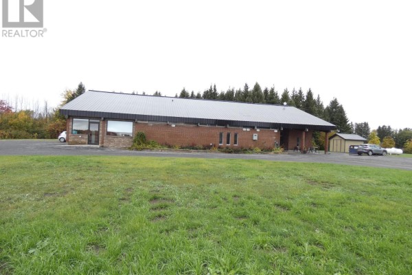 Unit 2 - 17071 Mclean Road, North Stormont, ON K0C1W0 Photo 5