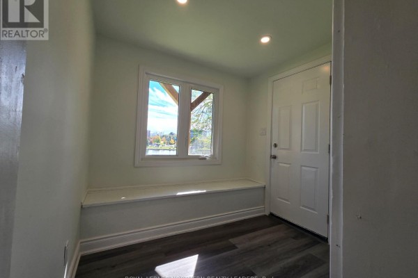 Laundry room - Unit 2 - 177 Lakeshore Road, Timmins, ON P4N7A1 Photo 4