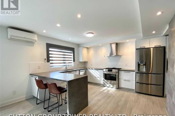 Living room - Unit 2 - 2036 Davenport Road, Toronto, ON M6N1C6 Photo 3