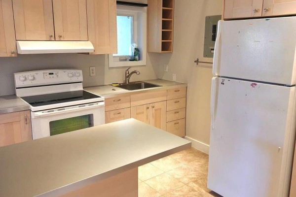 Bedroom - Unit 2 - 32 High Park Boulevard N, Toronto, ON M6R1M7 Photo 3