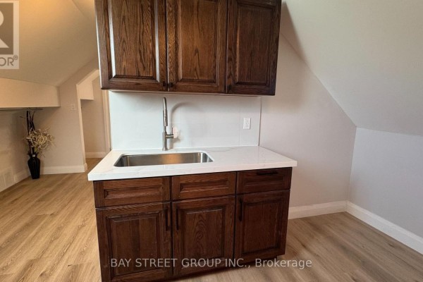 Unit 2 - 5737 Stanley Avenue, Niagara Falls, ON L2G3X6 Photo 5