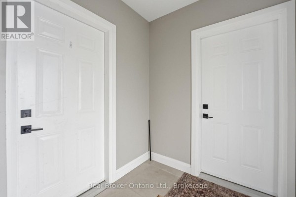 Unit 2 - 58 Rosslyn Avenue N, Hamilton, ON L8L7P4 Photo 4