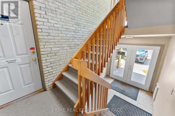 Unit #2 - 580 Waterloo Unit# 2 Street, London East, ON N6B2P9 Photo 4