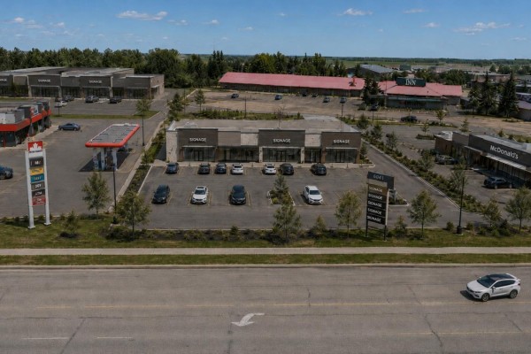 Unit 2 - 60412 50 Ave, Vegreville, AB T9C0B6 Photo 2