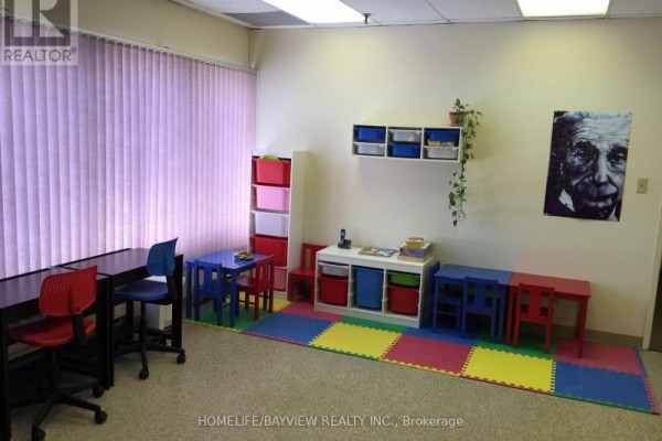 Unit 22 - 1111 Flint Road, Toronto, ON M3J3C7 Photo 3