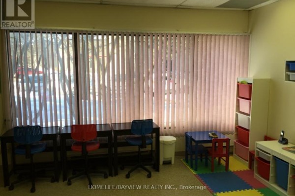Unit 22 - 1111 Flint Road, Toronto, ON M3J3C7 Photo 4