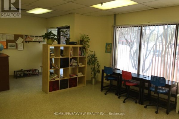 Unit 22 - 1111 Flint Road, Toronto, ON M3J3C7 Photo 5