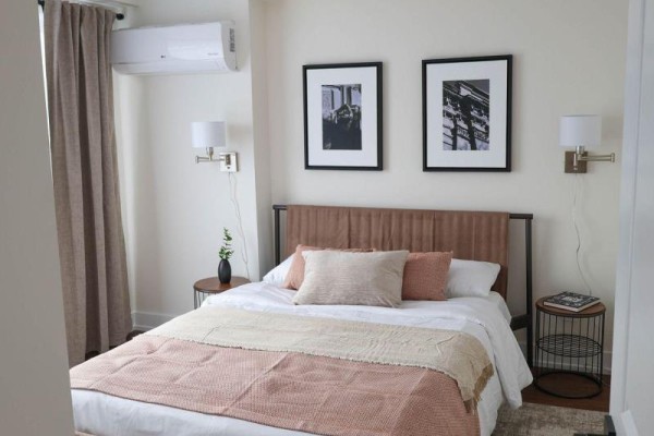 Living room - Unit 3 - 12 Batavia Avenue, Toronto, ON M6N4A2 Photo 2