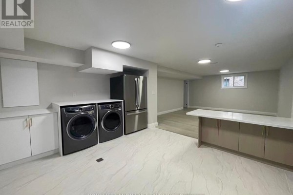 Bedroom - Unit 3 - 17 Rosemeade Avenue, Toronto, ON M8Y3A2 Photo 4