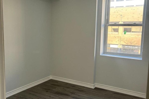 Unit 3 - 3 Simcoe Street S, Oshawa, ON L1H1A9 Photo 2