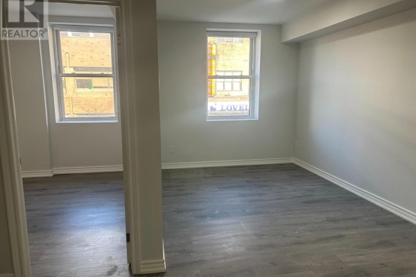 Unit 3 - 3 Simcoe Street S, Oshawa, ON L1H1A9 Photo 4