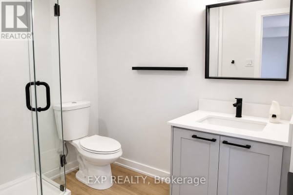 Bedroom 3 - Unit #3 - 33 Front Street N, Orillia, ON L3V4R6 Photo 4