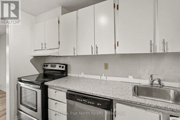 3 - 4 Sweetbriar Circle, Ottawa, ON K2J2K4 Photo 5