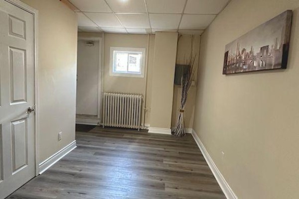 Unit 3 - 797 Lakeshore Road E, Mississauga, ON L5G1C8 Photo 4