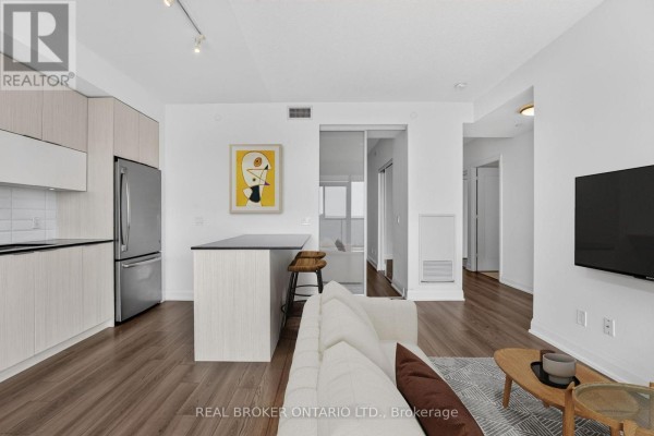 Dining room - Unit 3002 - 56 Annie Craig Drive, Toronto, ON M8V0C8 Photo 3