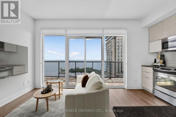 Primary Bedroom - Unit 3002 - 56 Annie Craig Drive, Toronto, ON M8V0C8 Photo 4
