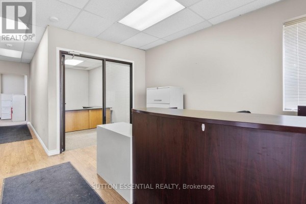 Unit 4 27 King Street E, Brockville, ON K6V1A7 Photo 4