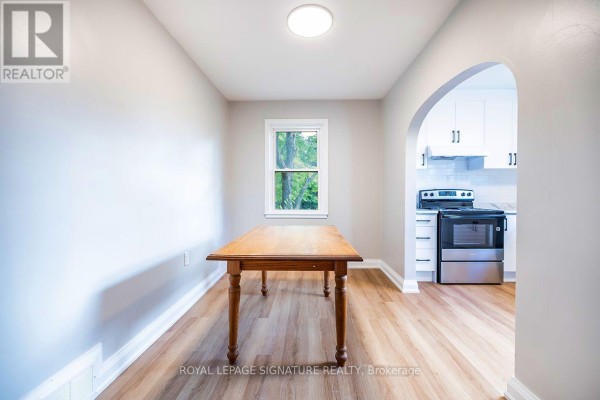 Bedroom - Unit 5 - 688 Aylmer Street, Peterborough, ON K9H3X6 Photo 5