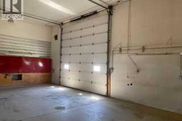 Unit 6, 3505 38 Ave, Whitecourt, AB, photo 3
