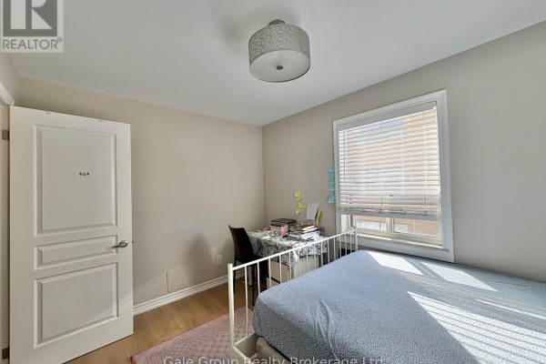 Unit-6 - 25 Paisley Boulevard E, Mississauga, ON L5A1P3 Photo 5