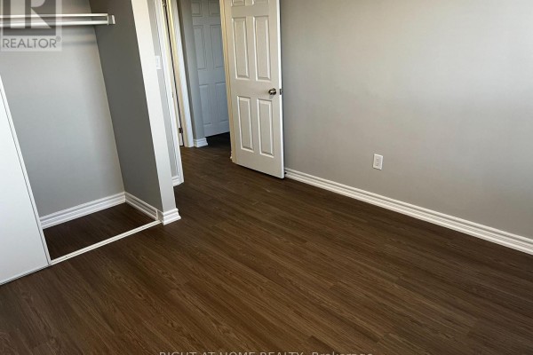 Bedroom 2 - Unit 6 - 4 Grosvenor Avenue S, Hamilton, ON L8M3K9 Photo 4