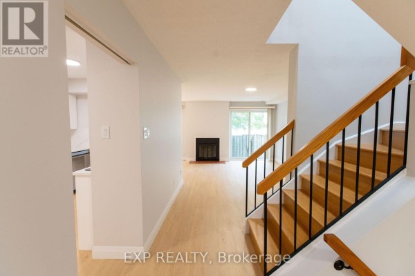 Dining room - Unit 7 - 710 Coronation Avenue, Ottawa, ON K1G4G7 Photo 4