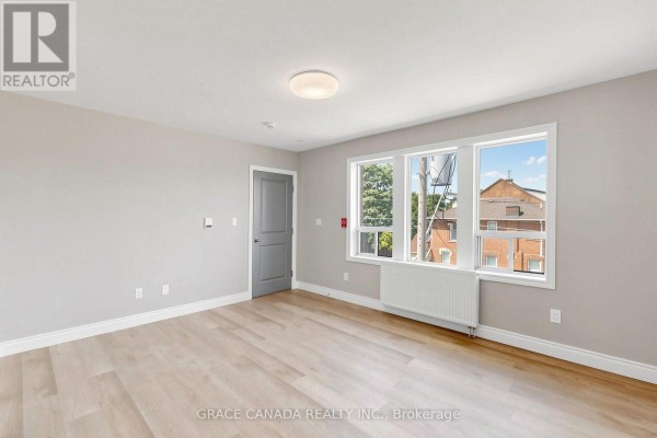 Unit 10 - 71 Sanford Avenue S, Hamilton