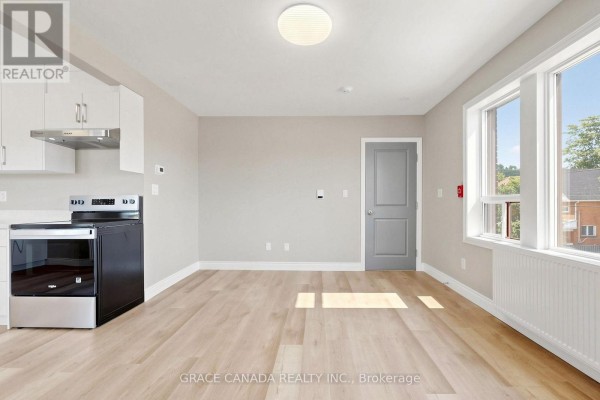 Unit 10 - 71 Sanford Avenue S, Hamilton, ON L8M2G7 Photo 4