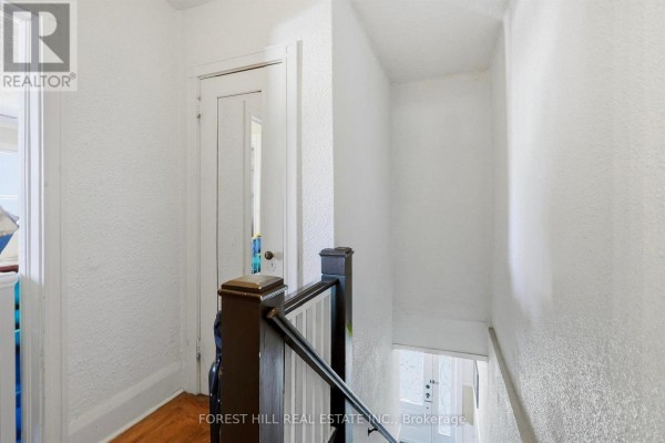 Unit A - 1070 Avenue Road, Toronto, ON M5N2C9 Photo 5