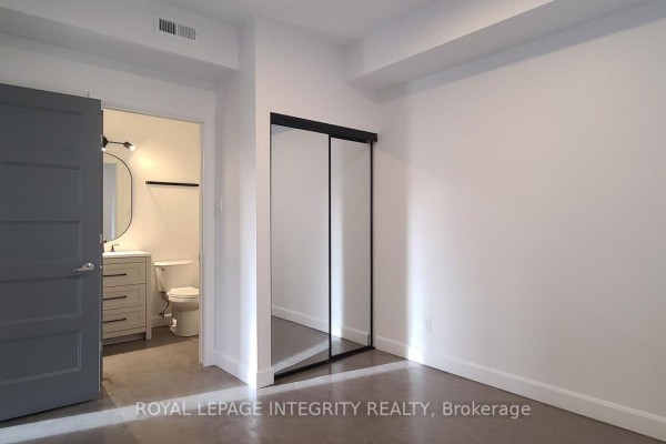 Unit A - 396 Marguerite Avenue, Ottawa, ON K1L7W6 Photo 5