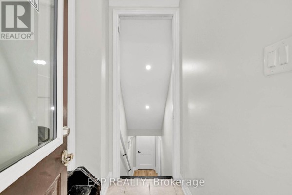 Unit A - 448 Dougall Avenue, Caledon, ON L7C4A6 Photo 3