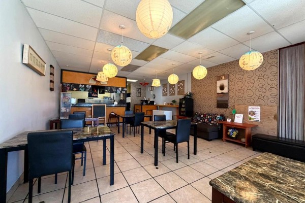 Unit A 160 St Anne's Road, Winnipeg, MB R2M2Z6 Photo 5