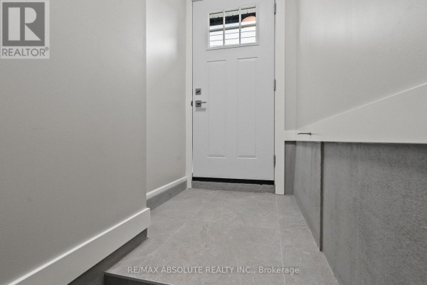Unit B (basement) - 403 Pleasant Park Road, Ottawa, ON K1H5M9 Photo 4
