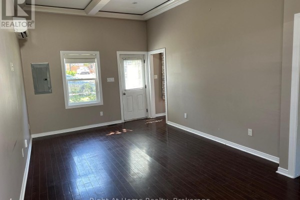 Unit B - 1119 King Street, Whitby, ON L1N5A9 Photo 5