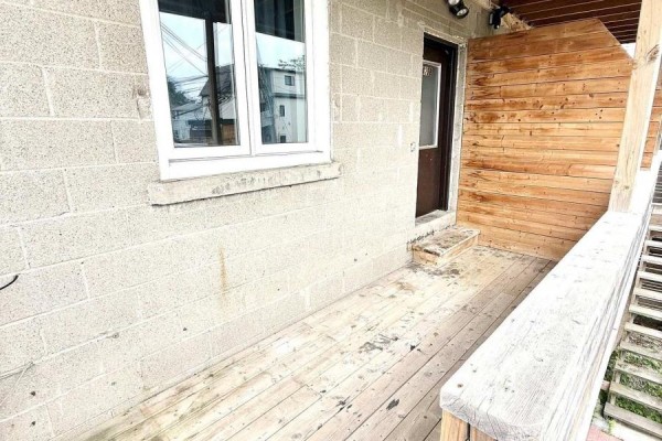 Unit B - 427 Vaughan Road, Toronto