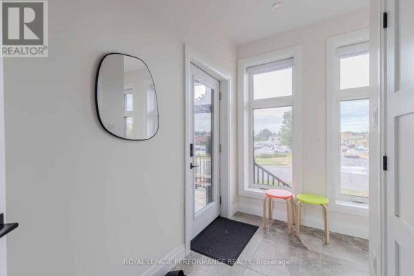 Bedroom - Unit B - 819 Aaron Avenue, Ottawa, ON K2A3P1 Photo 3