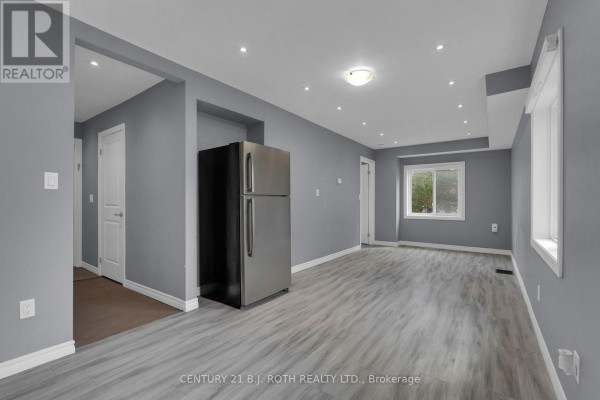 Kitchen - Units 1 + 2 + Coach House - 12 Dufferin Street, Barrie, ON L4N2J7 Photo 5