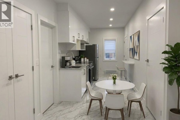 Up And Down 6560 Fleming Street, Vancouver, BC V5P3H2 Photo 4
