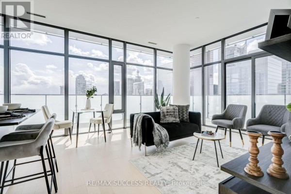 Uph05 - 20 Lombard Street, Toronto, ON M5C0A7 Photo 3