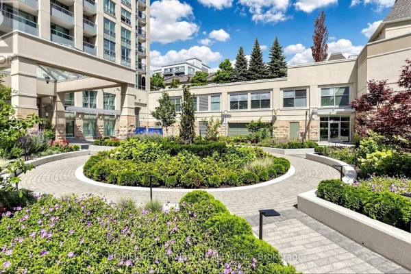 Uph08 - 17 Barberry Place, Toronto, ON M2K3E2 Photo 4