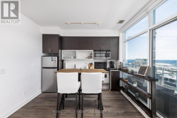 Uph11 - 80 Western Battery Road, Toronto, ON M6K3S1 Photo 3