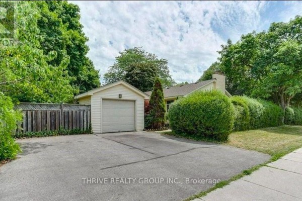 Upper - 1 Sutton Place, London North, ON N6H3V2 Photo 2